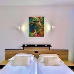 Paradise Dreams Taurito